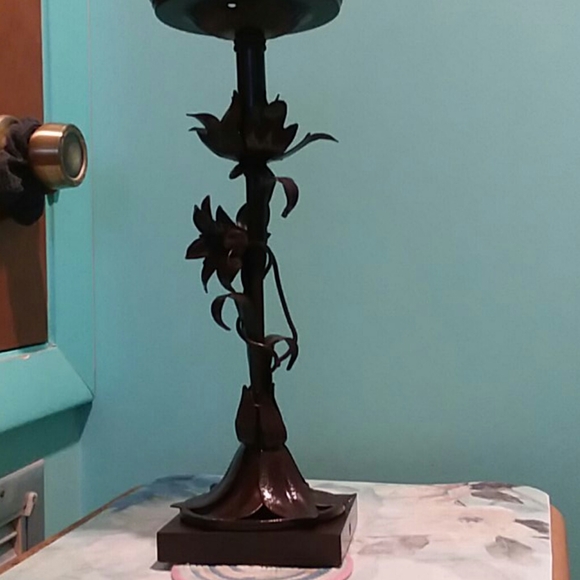 Vintage Iron Candle/ Pot Holder - Picture 3 of 7